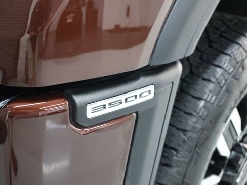Used 2024 GMC Sierra 3500 Denali Ultimate AWD/4WD image 83