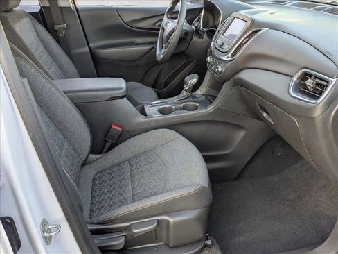 Used 2022 Chevrolet Equinox LT image 21