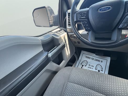 Used 2016 Ford F150 XLT w/ Equipment Group 301A Mid AWD/4WD image 19
