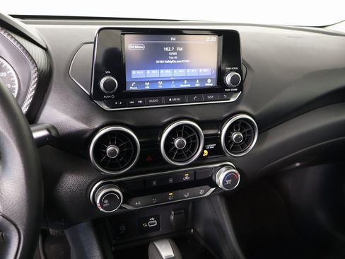 Used 2024 Nissan Sentra S image 6