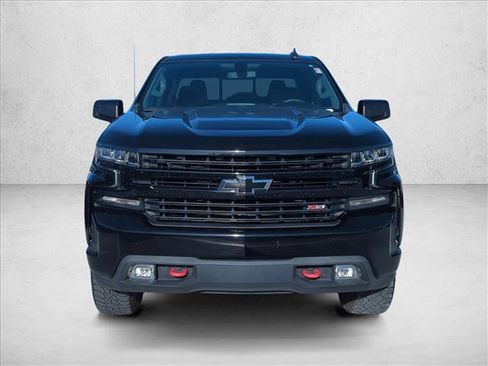 Used 2020 Chevrolet Silverado 1500 LT Trail Boss image 2