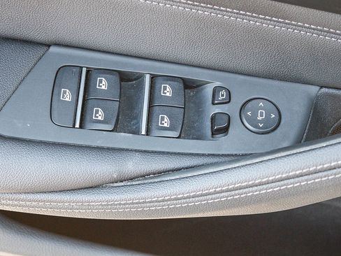 Used 2023 BMW 540i w/ M Sport Package RWD image 20