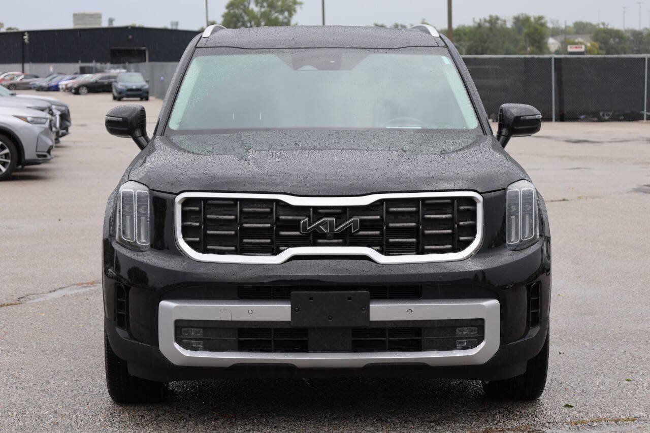 Used 2024 Kia Telluride SX Prestige AWD/4WD image 2
