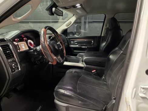 Used 2018 RAM 3500 Laramie AWD/4WD image 8