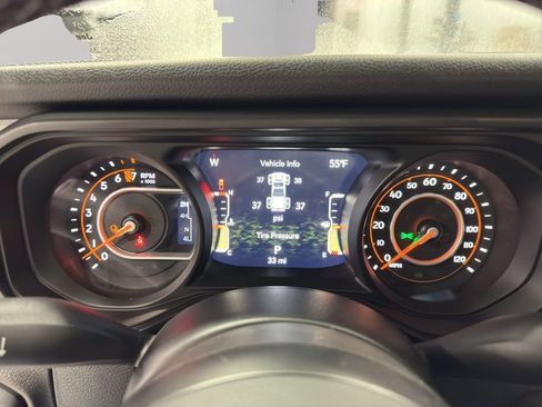 New 2025 Jeep Gladiator Willys image 27