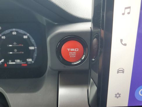 Certified 2025 Toyota Tacoma TRD Sport RWD image 26