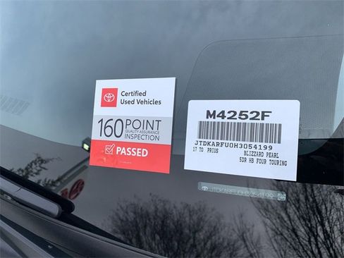 Used 2017 Toyota Prius Four Touring image 36