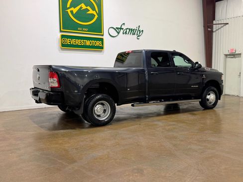 Used 2022 RAM 3500 Tradesman w/ Bed Utility Group AWD/4WD image 8