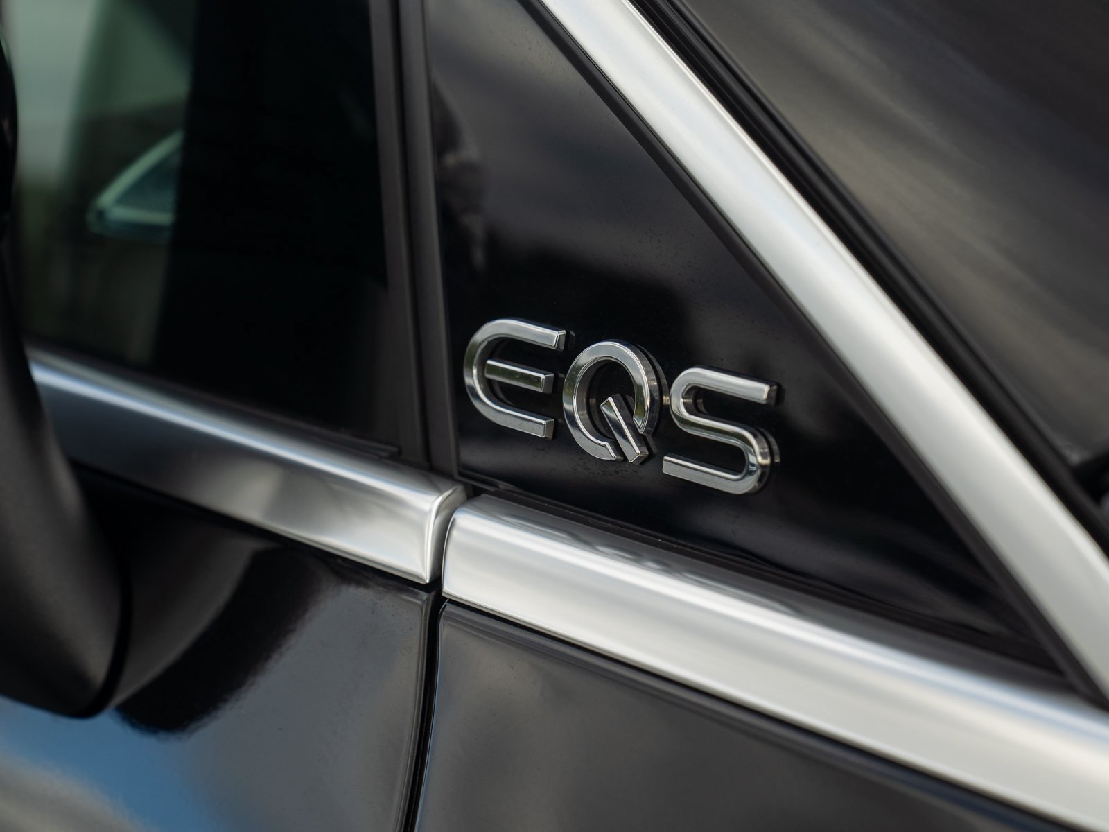 Used 2023 Mercedes-Benz EQS 580 4MATIC SUV image 8