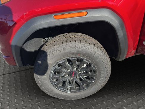 New 2026 GMC Canyon Elevation w/ Convenience Package image 23