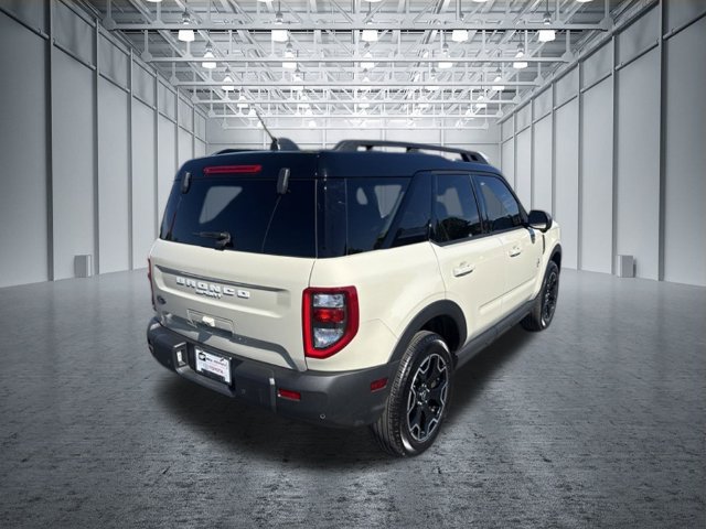 Used 2025 Ford Bronco Sport Outer Banks w/ Outer Banks Tech Package+ AWD/4WD image 5