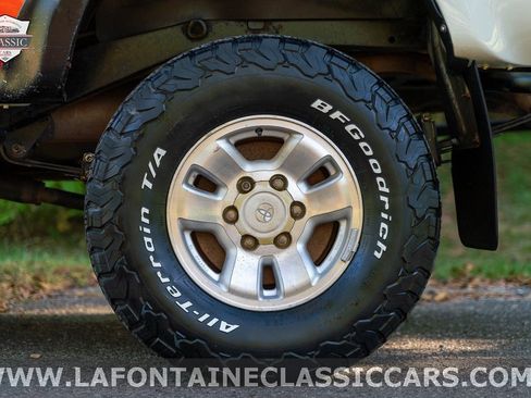 Used 1989 Toyota Pickup Deluxe image 61