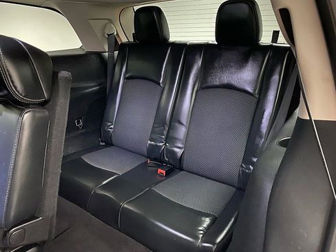 Used 2018 Dodge Journey Crossroad image 13