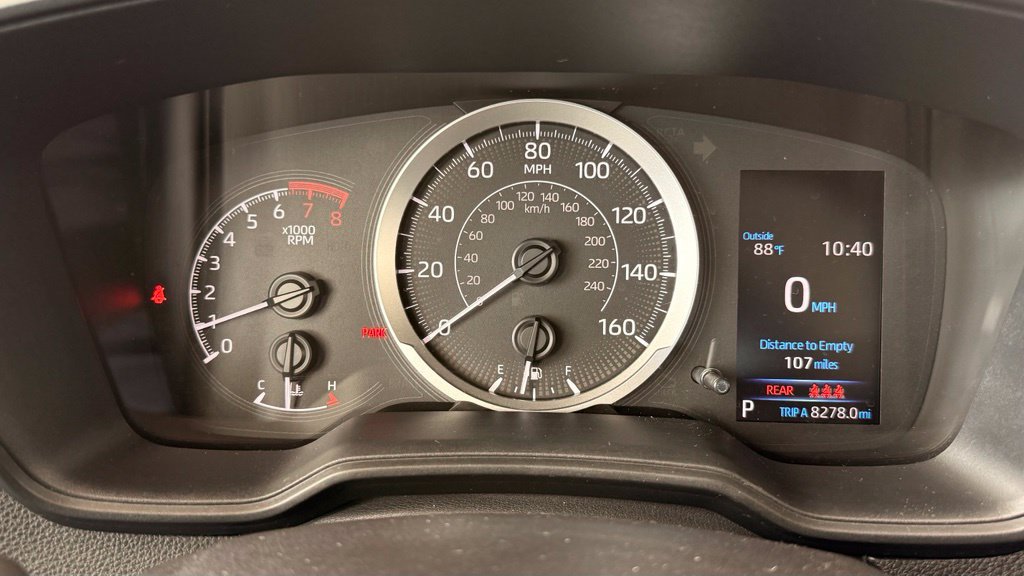 Used 2021 Toyota Corolla LE FWD image 26