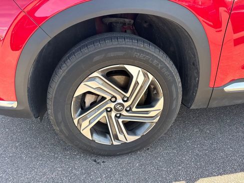 Certified 2023 Hyundai Santa Fe SEL w/ Premium Package image 29