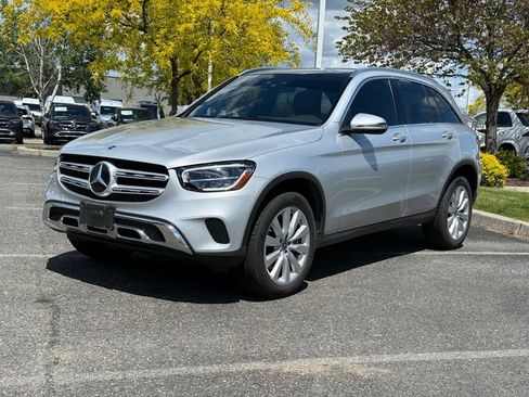 Certified 2020 Mercedes-Benz GLC 300 4MATIC image 4