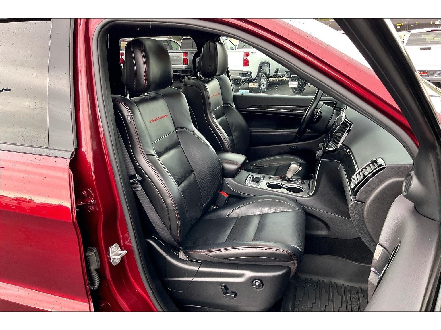 Used 2021 Jeep Grand Cherokee Trailhawk w/ Trailhawk Luxury Group AWD/4WD image 8