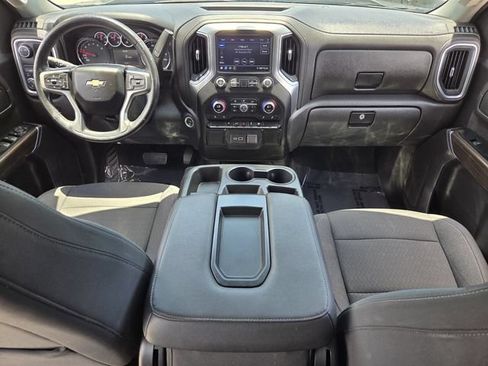 Used 2021 Chevrolet Silverado 1500 LT RWD image 17