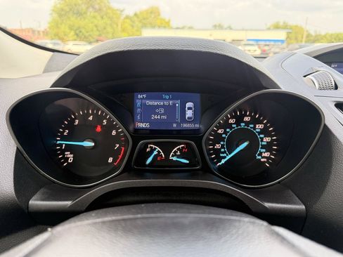 Used 2015 Ford Escape SE FWD image 11