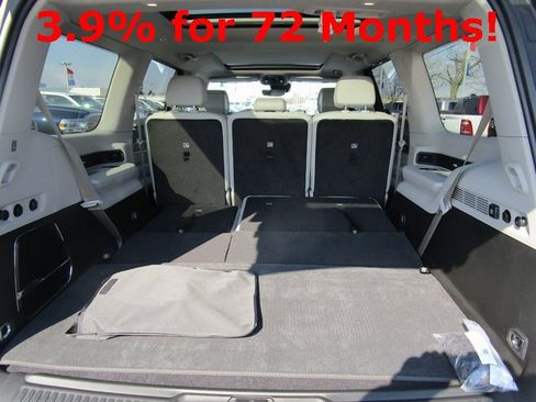 New 2024 Jeep Wagoneer Series II w/ Premium Group I image 13