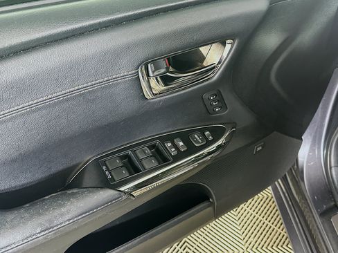 Used 2016 Toyota Avalon Limited w/ Toyota Safety Sense Package FWD image 15