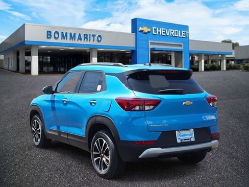 New 2025 Chevrolet TrailBlazer LT w/ Convenience Package image 3