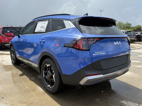 New 2026 Kia Sportage EX w/ EX Panorama Roof Package image 8