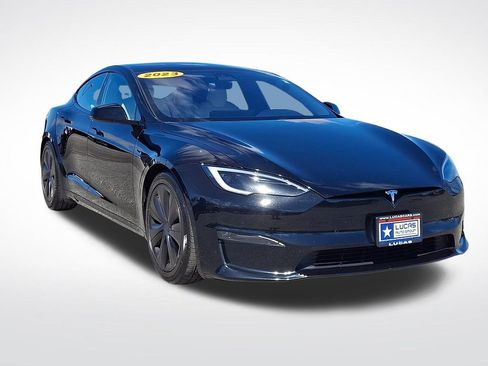 Used 2023 Tesla Model S image 2