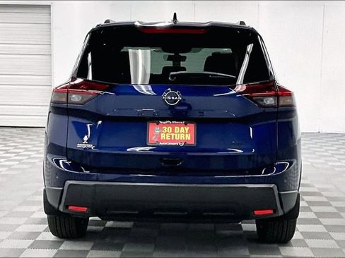 New 2026 Nissan Rogue SV image 5