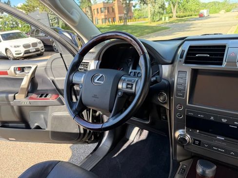 Used 2016 Lexus GX 460 w/ Premium Package AWD/4WD image 37