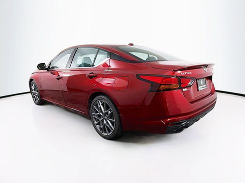 Used 2024 Nissan Altima 2.0 SR image 5