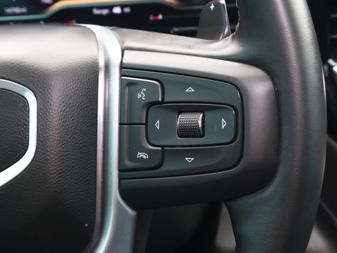 Used 2025 GMC Sierra 1500 Elevation image 26