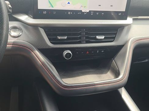 Used 2025 Ford Explorer ST-Line w/ ST-Line Street Pack AWD/4WD image 21