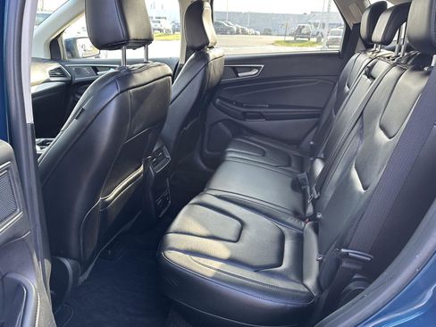 Used 2020 Ford Edge Titanium w/ Class II Trailer Tow Package AWD/4WD image 14