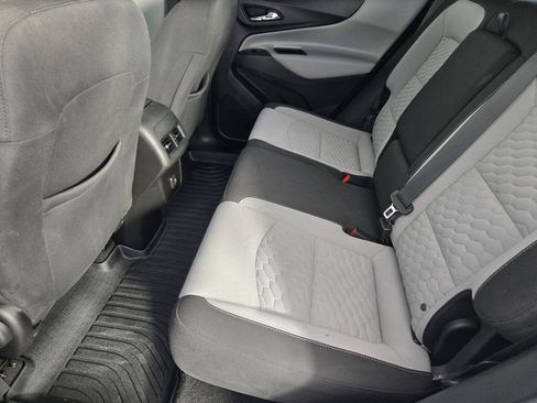 Used 2019 Chevrolet Equinox LS image 35