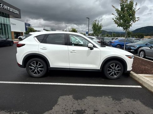 Used 2017 MAZDA CX-5 Grand Touring w/ Premium Package AWD/4WD image 4
