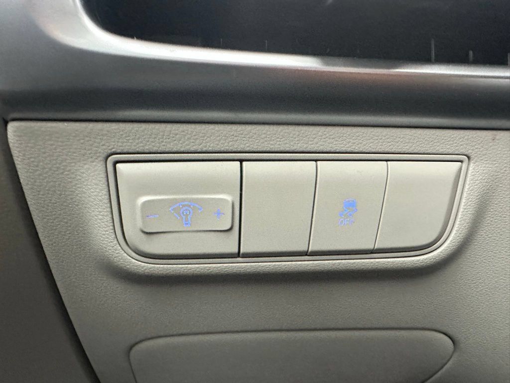 New 2025 Hyundai Tucson SE FWD image 12