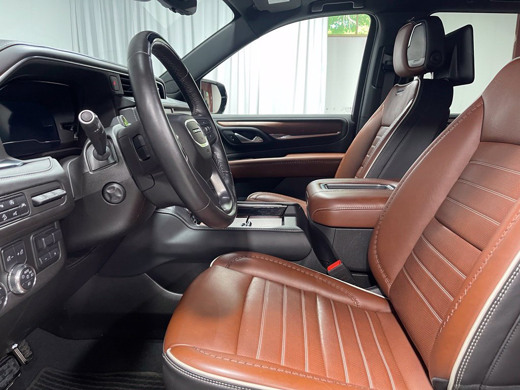 Used 2024 GMC Yukon XL Denali Ultimate AWD/4WD image 20