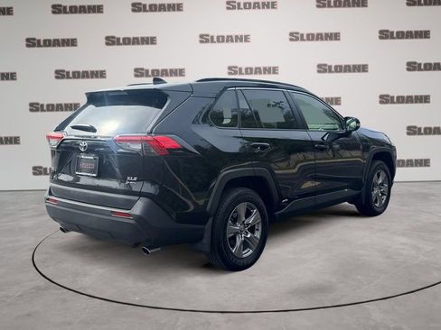 Used 2025 Toyota RAV4 XLE image 5