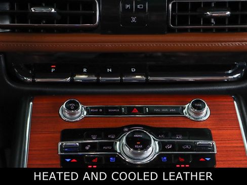 Used 2021 Lincoln Aviator Reserve w/ Equipment Group 201A image 21