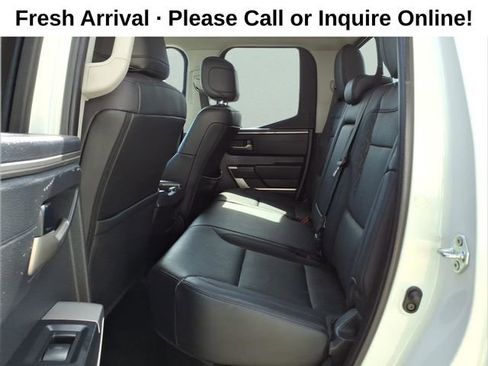 Used 2022 Toyota Tundra SR5 w/ SR5 Premium Package image 23