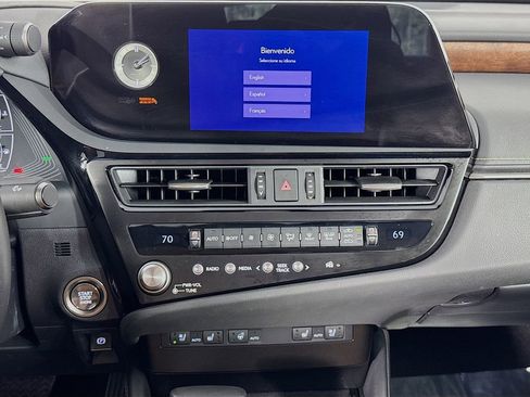 Used 2025 Lexus ES 350 w/ Premium Package image 36