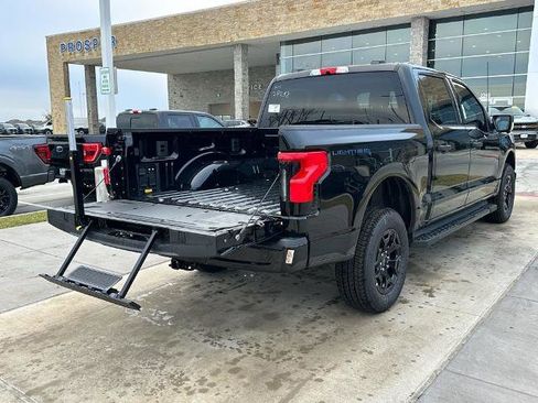 New 2025 Ford F150 Lightning XLT image 23