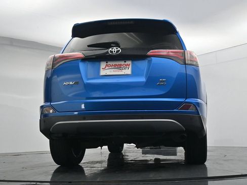 Used 2017 Toyota RAV4 SE w/ Advanced Technology Package AWD/4WD image 21