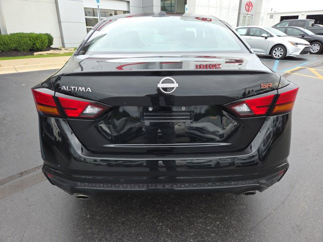 Used 2024 Nissan Altima 2.5 SR FWD image 6