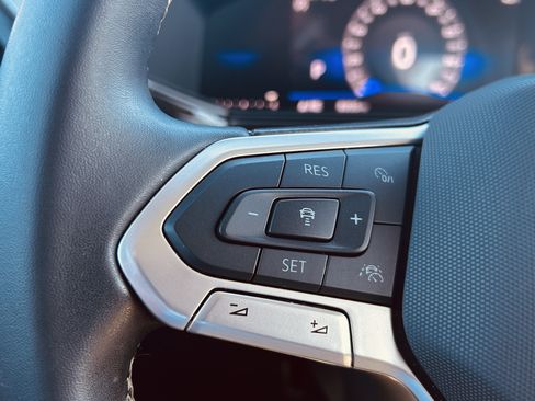 Used 2025 Volkswagen Taos S image 20