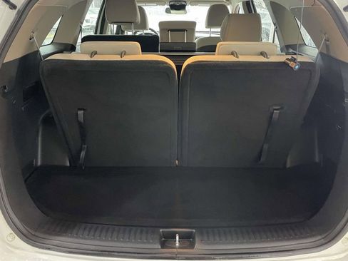 Used 2020 Kia Sorento LX image 45