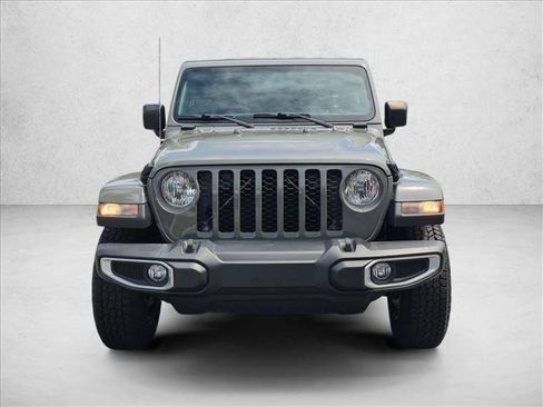 Used 2023 Jeep Gladiator Sport AWD/4WD image 2
