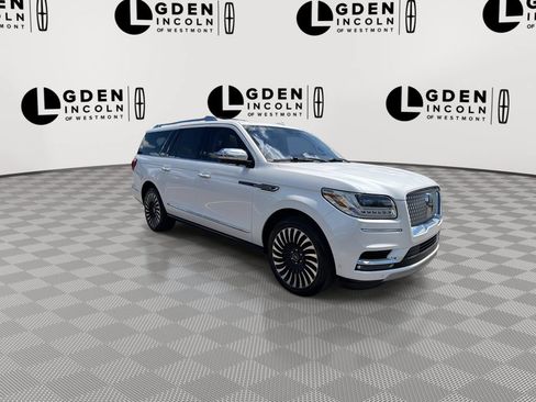Used 2018 Lincoln Navigator L Black Label w/ Cargo Package AWD/4WD image 2