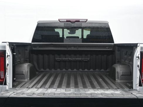 Used 2022 GMC Sierra 1500 Denali w/ Denali Reserve Package RWD image 12